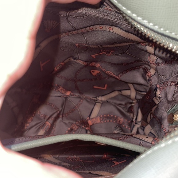 Backpack - Picture 6 of 6